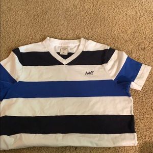 V-neck Abercrombie&Fitch t-shirt
